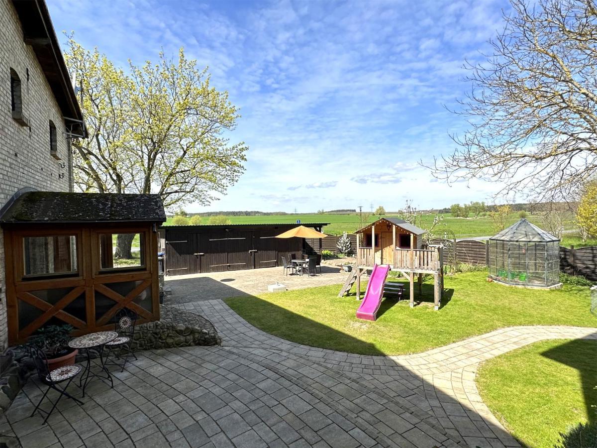 Behindertengerechte Ferienwohnung Nossentiner Huette 外观 照片